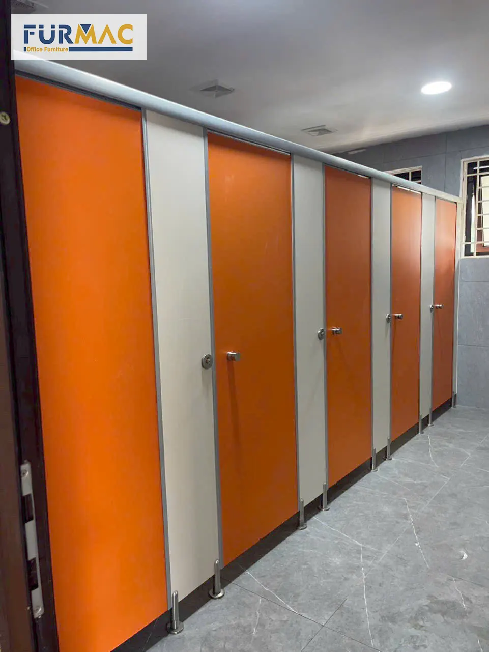 Mẫu vách ngăn vệ sinh kiểu Mỹ