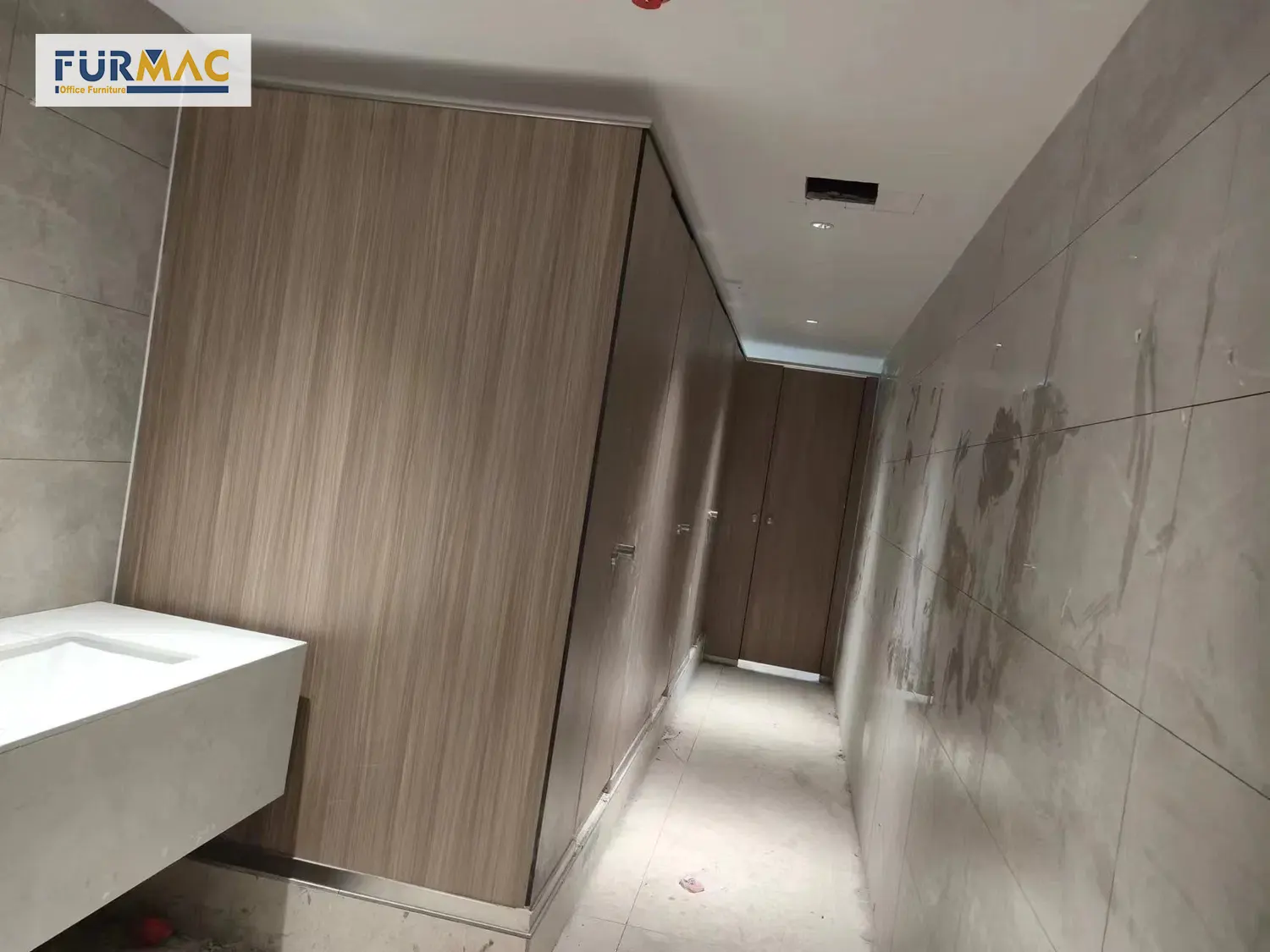 Thi công nhiều dự án vách ngăn vệ sinh tại Nghệ An