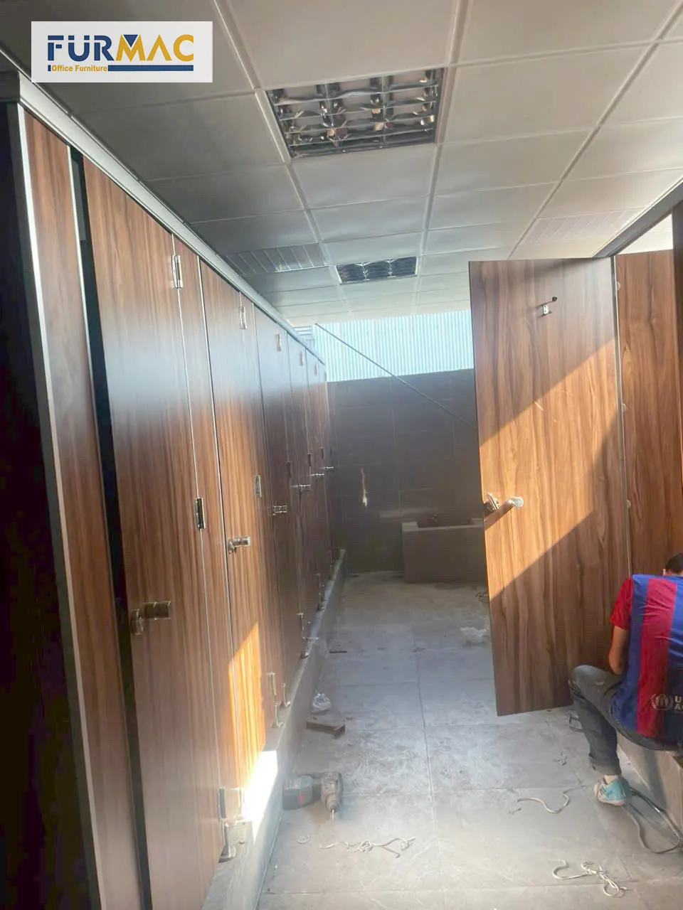 Vách ngăn Compact dần xóa sổ MFC trong lĩnh vực vách vệ sinh