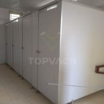 Thi công 400m2 vách ngăn vệ sinh compact cho công ty PST VINA