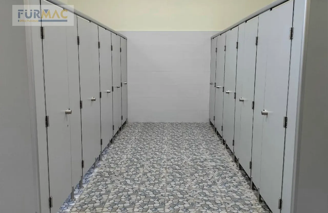 Dự án vách ngăn vệ sinh tại Doosung Tech Hòa Bình