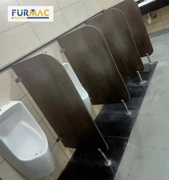Furmac cung cấp vách ngăn tiểu nam Compact chính hãng, giá tốt nhất thị trường