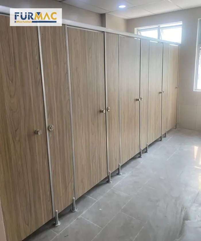 Phân loại các loại vách ngăn vệ sinh phổ biến: Compact HPL, CDF, MDF, MFC