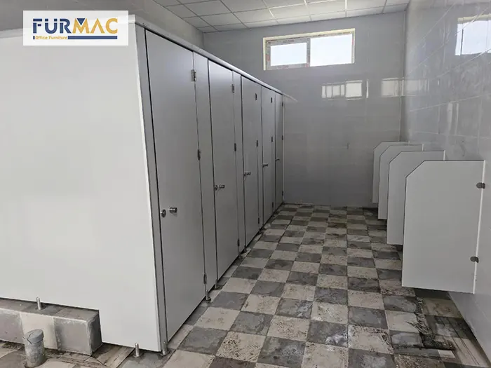 Tất tần tật thông tin bạn phải biết về vách ngăn vệ sinh - Furmac