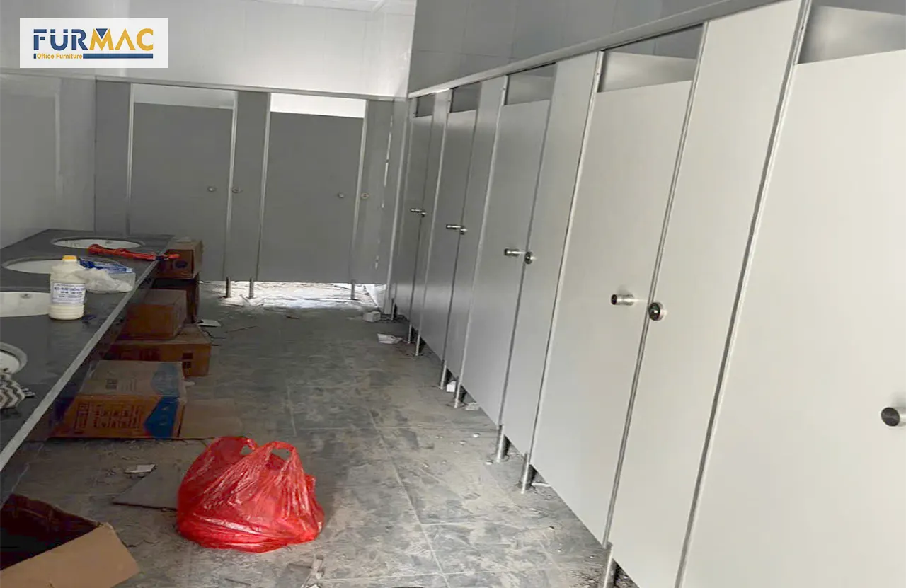 Vách ngăn vệ sinh cho Trường THCS Phường Hoàng Mai